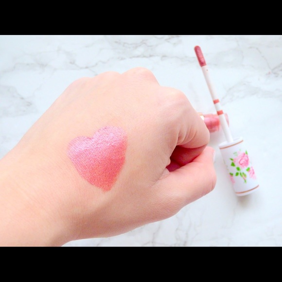 Pretty Vulgar Metallic Liquid Lipstick - Picture 4 of 4